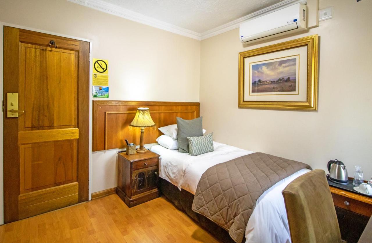 Sunward Park Guest House & Conference Center Boksburg Pokoj fotografie
